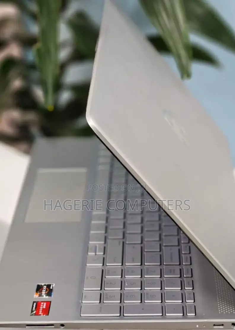 New Laptop HP Stream Notebook 8GB AMD Ryzen 3 SSD 256GB