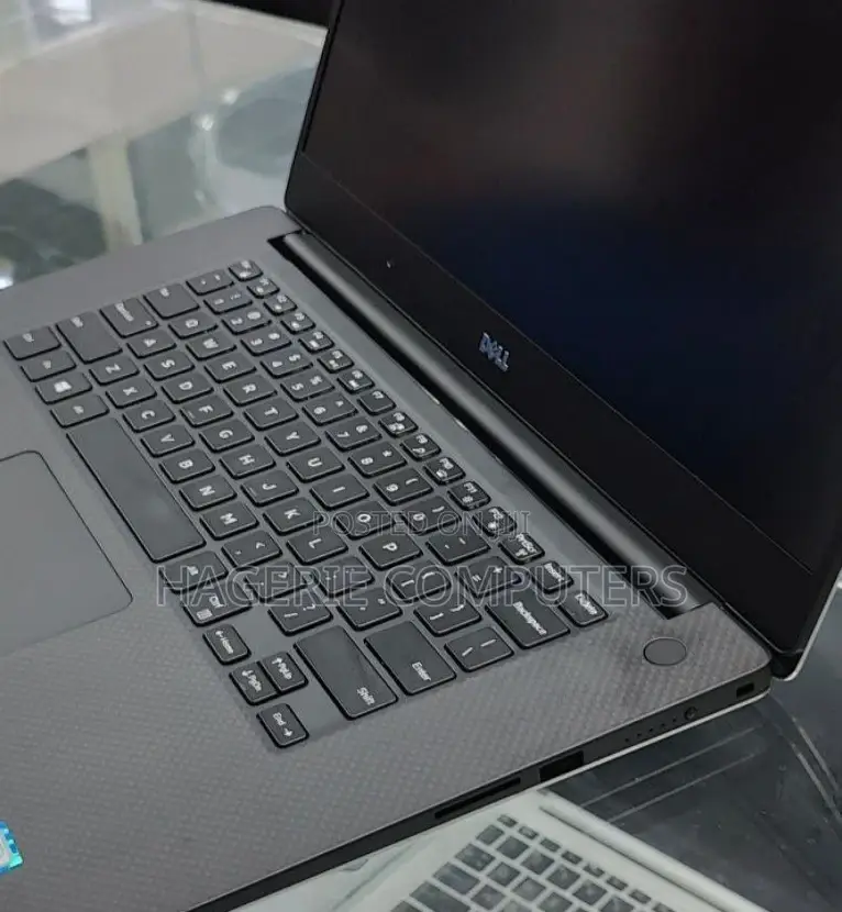 New Laptop Dell XPS 15 (9530) 16GB Intel Core I7 SSD 512GB