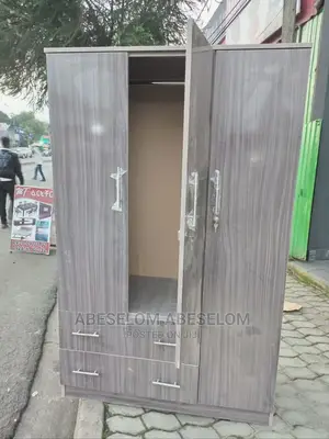 1,20 Cm ቁምሳጥን