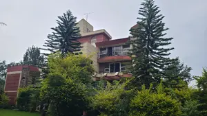 Furnished 9bdrm House in Addis Abeba, Bole for sale
