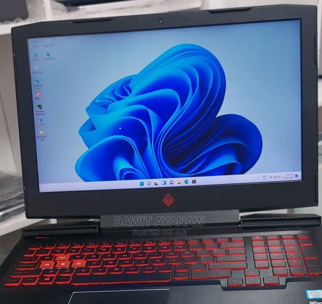 New Laptop 8GB Intel Core I7 HDD+SSD 128GB