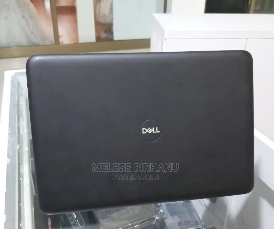New Laptop Dell 4GB SSD 128GB