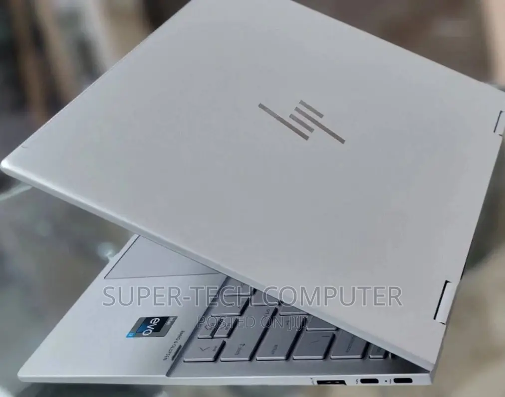 New Laptop HP Envy X360 8GB Intel Core I7 SSD 512GB