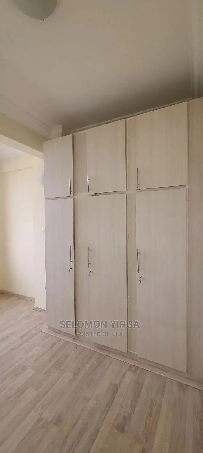 3bdrm Apartment in አድስ አበባ, Yeka for rent