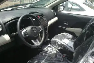 New Toyota Rush 2022 Silver