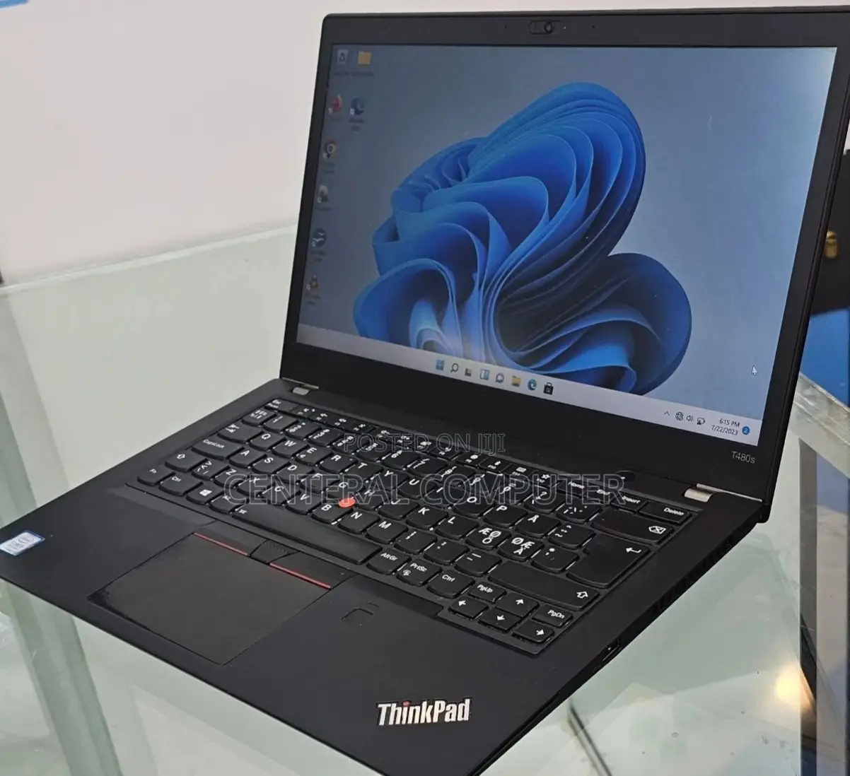 New Laptop Lenovo ThinkPad Yoga 8GB Intel Core I5 SSD 512GB