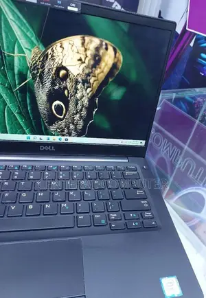 New Laptop Dell Precision 3520 16GB Intel Core I7 SSD 512GB