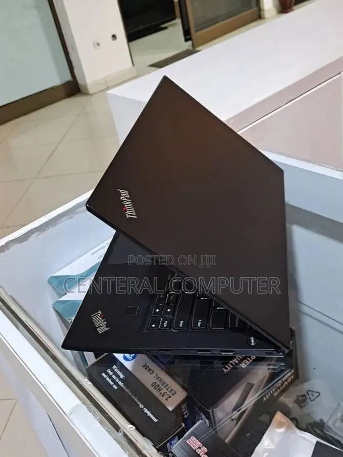 New Laptop Lenovo ThinkPad X1 Carbon 8GB Intel Core I5 SSD 512GB