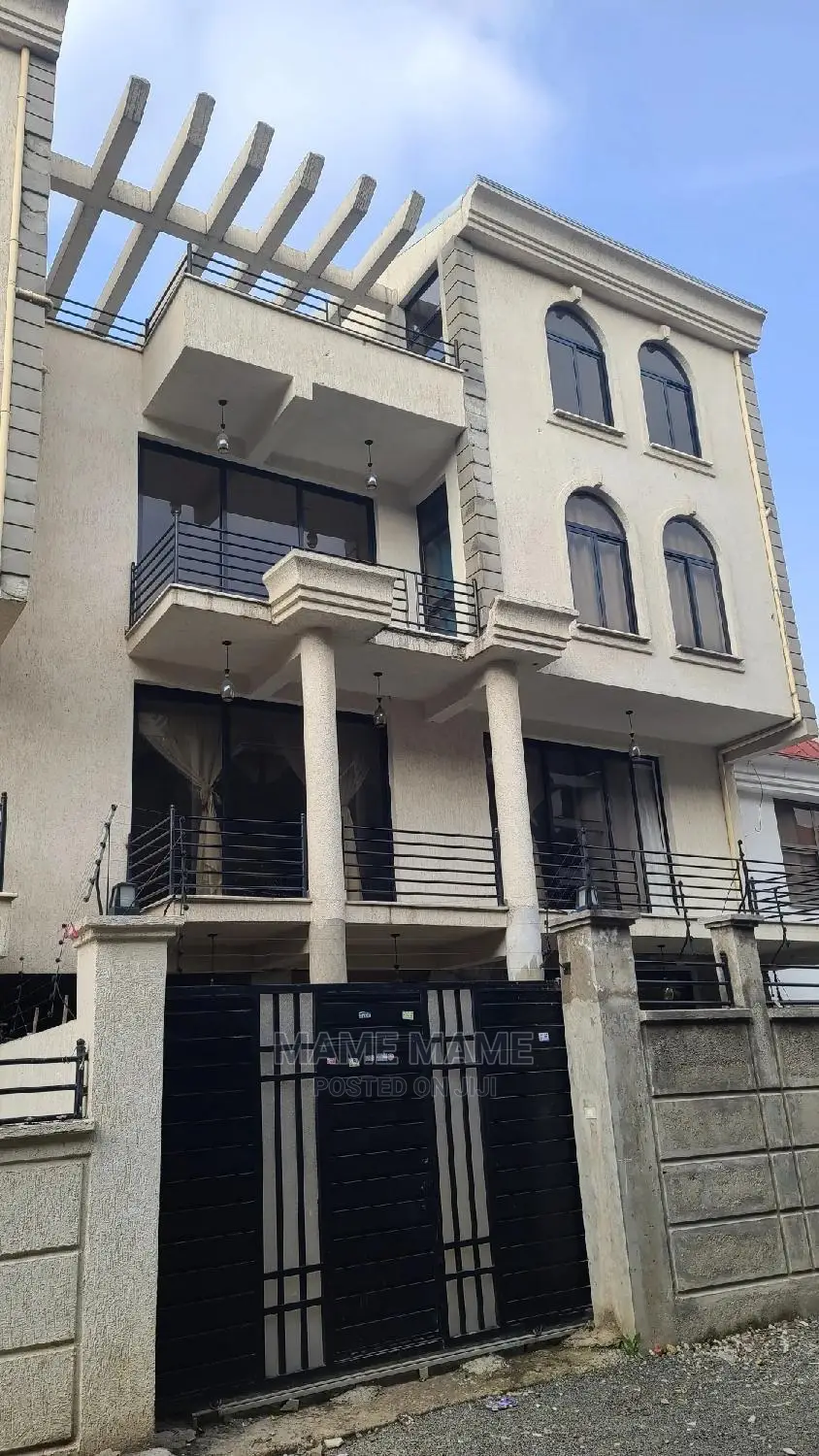 6bdrm House in Addis Abeba, Bole for sale
