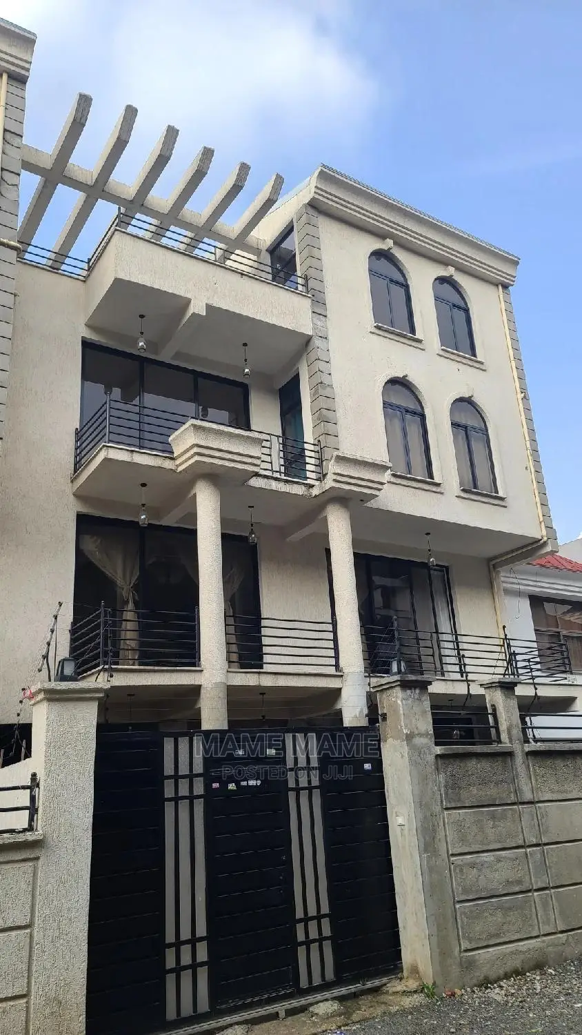 6bdrm House in Addis Abeba, Bole for sale