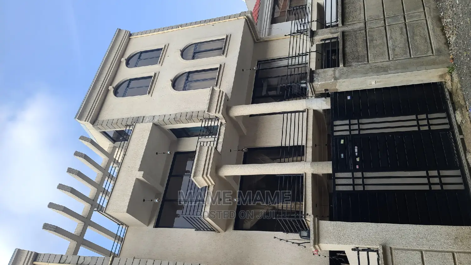 6bdrm House in Addis Abeba, Bole for sale