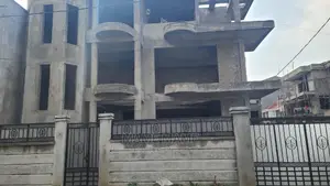 7bdrm House in Addis Abeba, Bole for sale