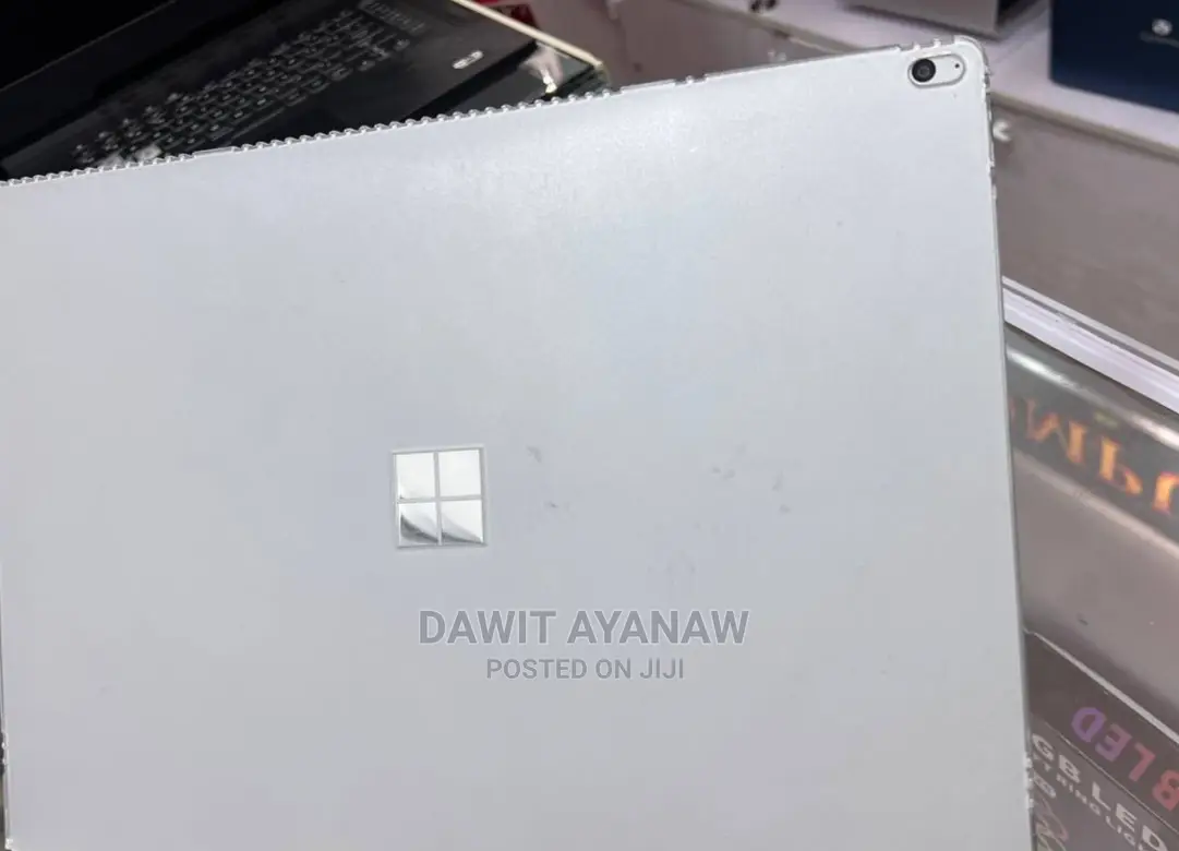 New Laptop Microsoft Surface Book 3 16GB Intel Core I7 SSD 256GB