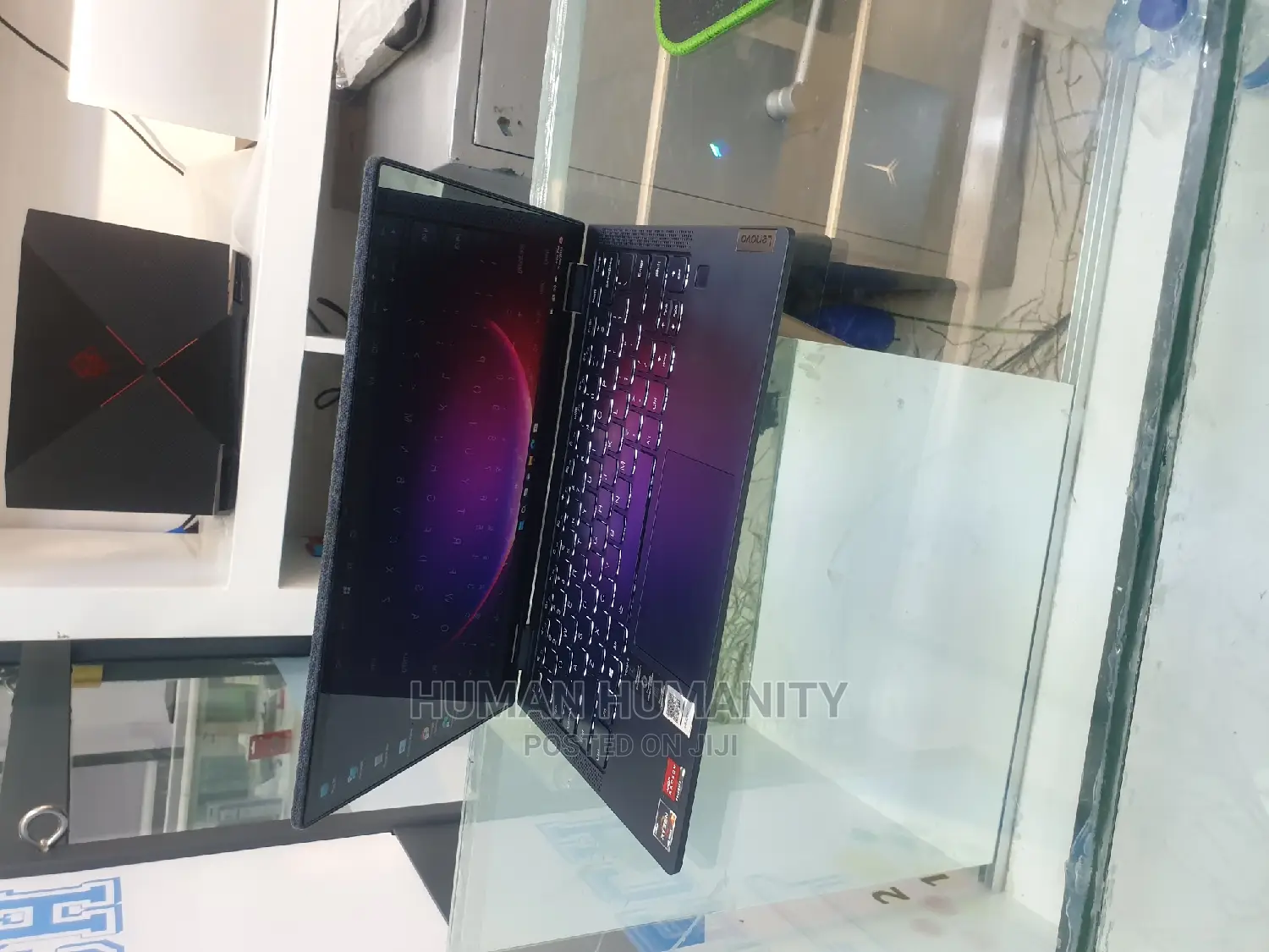 New Laptop Lenovo Yoga 700 16GB AMD Ryzen 7 SSD 1T