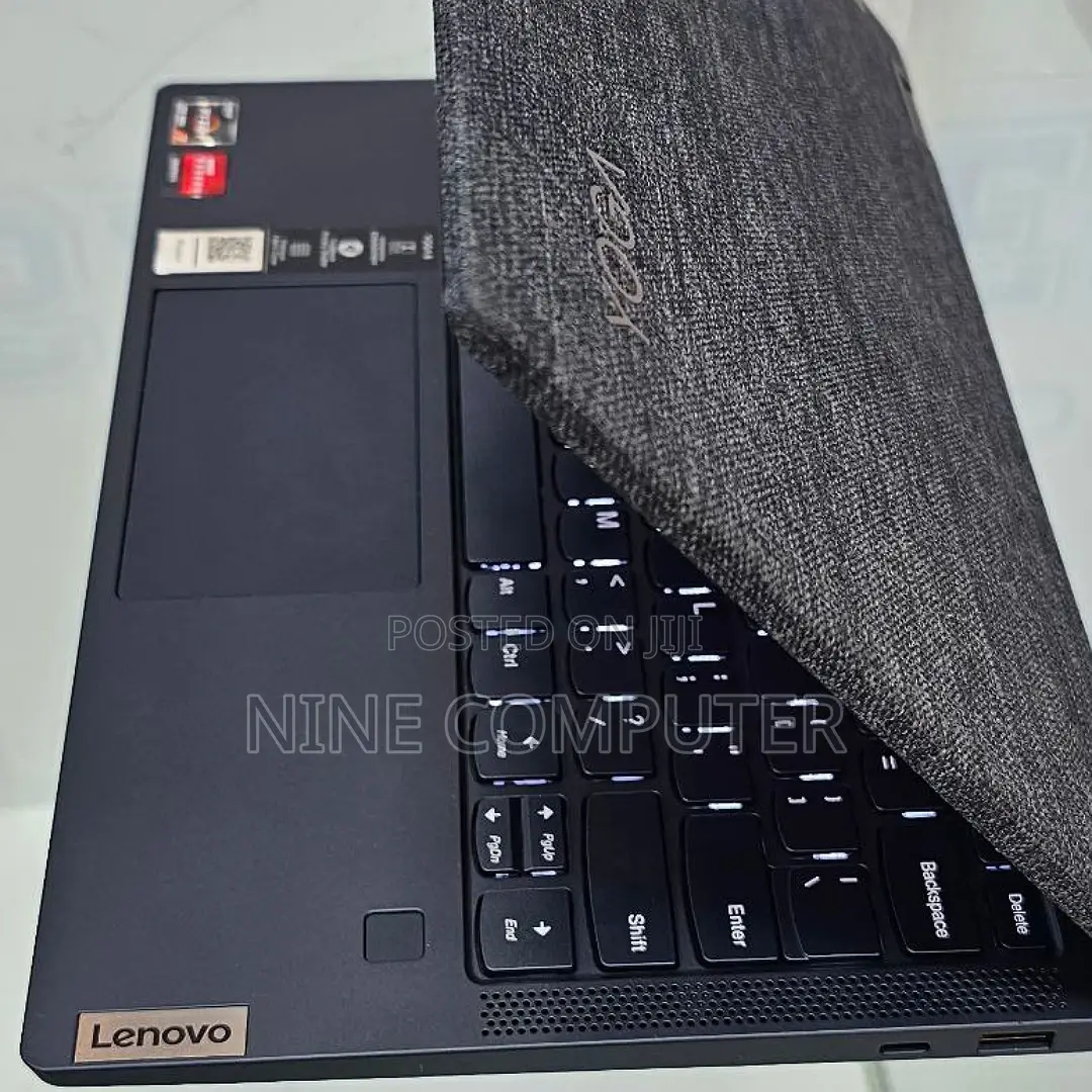 New Laptop Lenovo 16GB AMD Ryzen 7 SSD 1T