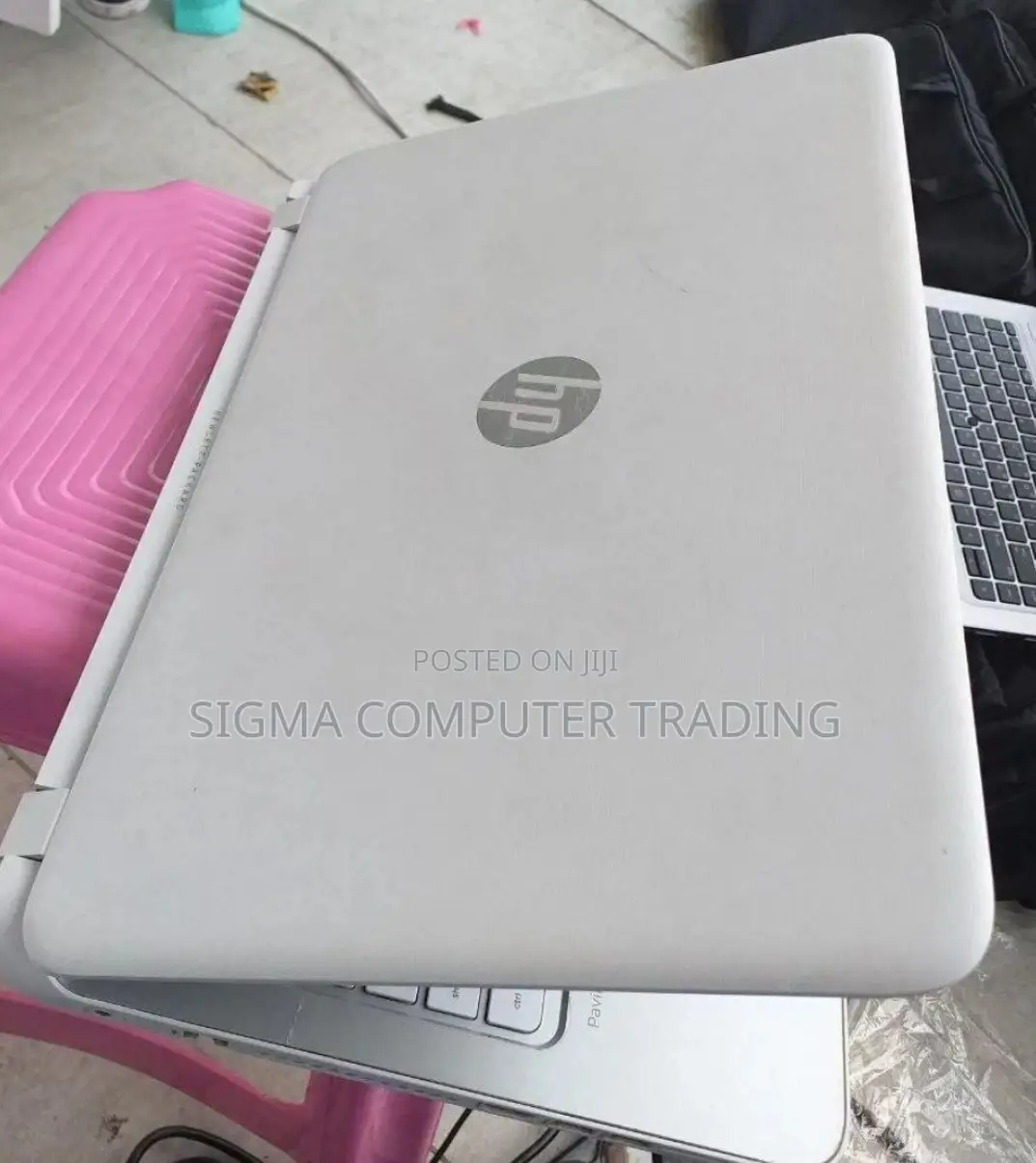 New Laptop HP Pavilion 15 8GB Intel Core I5 HDD 1T