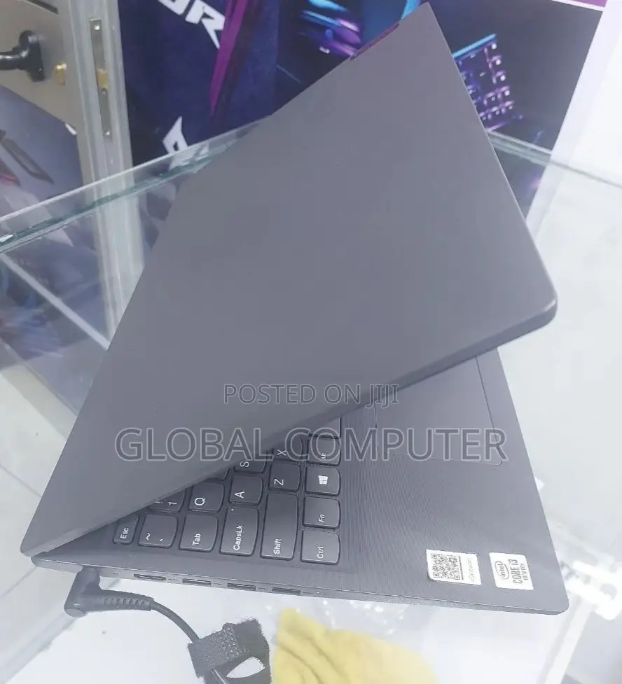 New Laptop Lenovo IdeaPad 110 8GB Intel Core I5 SSD 1T