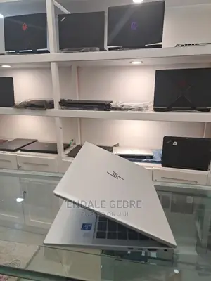 New Laptop HP EliteBook 840 G8 8GB Intel Core I5 SSD 512GB