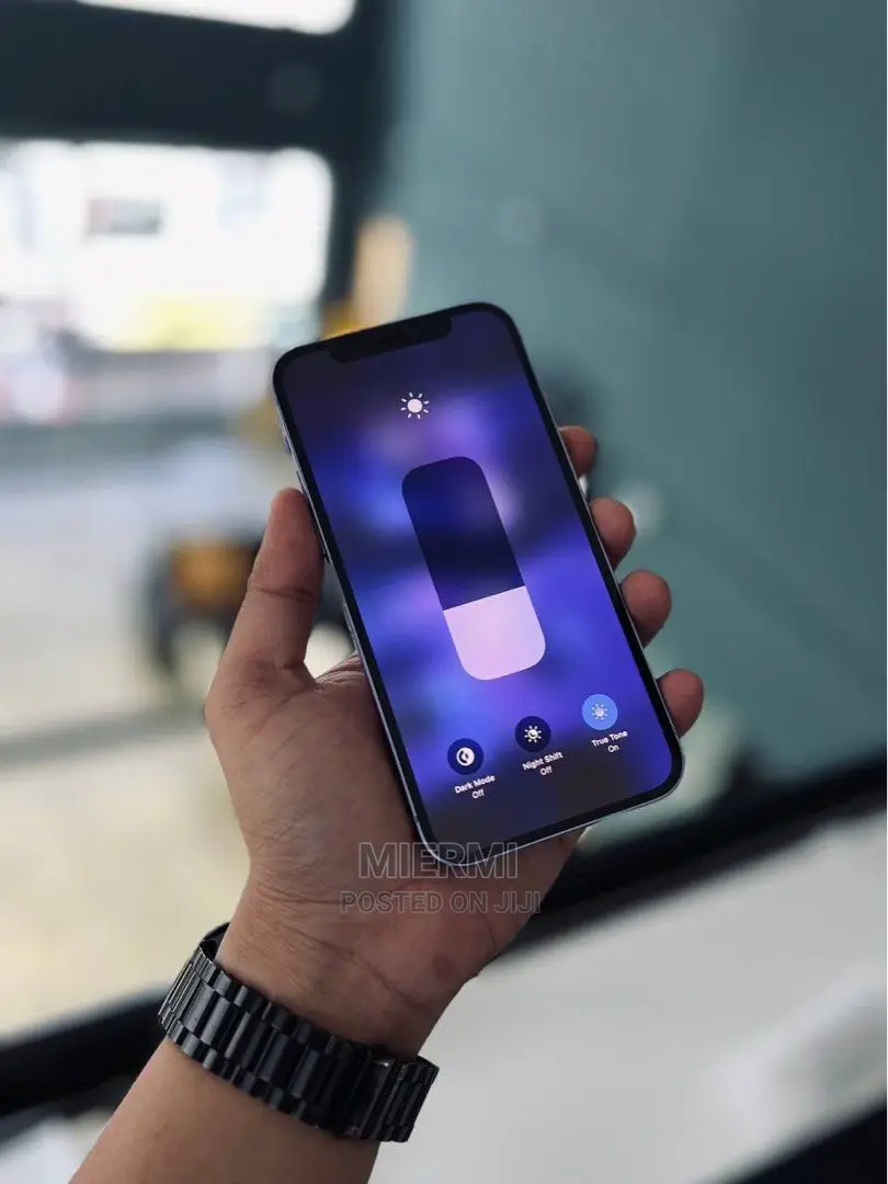 New Apple iPhone 12 64 GB Purple