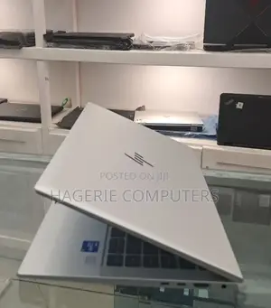 New Laptop HP EliteBook 840 G8 8GB Intel Core I5 SSD 512GB