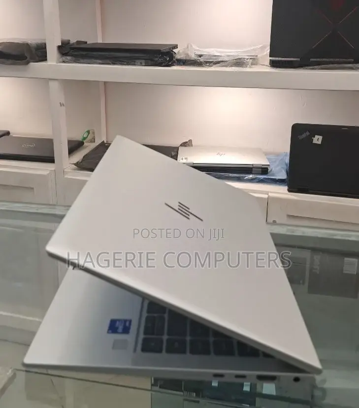 New Laptop HP EliteBook 840 G8 8GB Intel Core I5 SSD 512GB