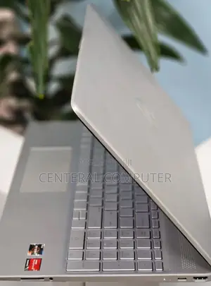 New Laptop HP Stream Notebook 8GB AMD Ryzen 3 SSD 256GB