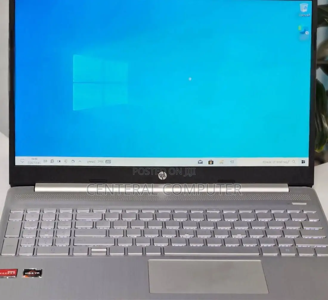 New Laptop HP Stream Notebook 8GB AMD Ryzen 3 SSD 256GB