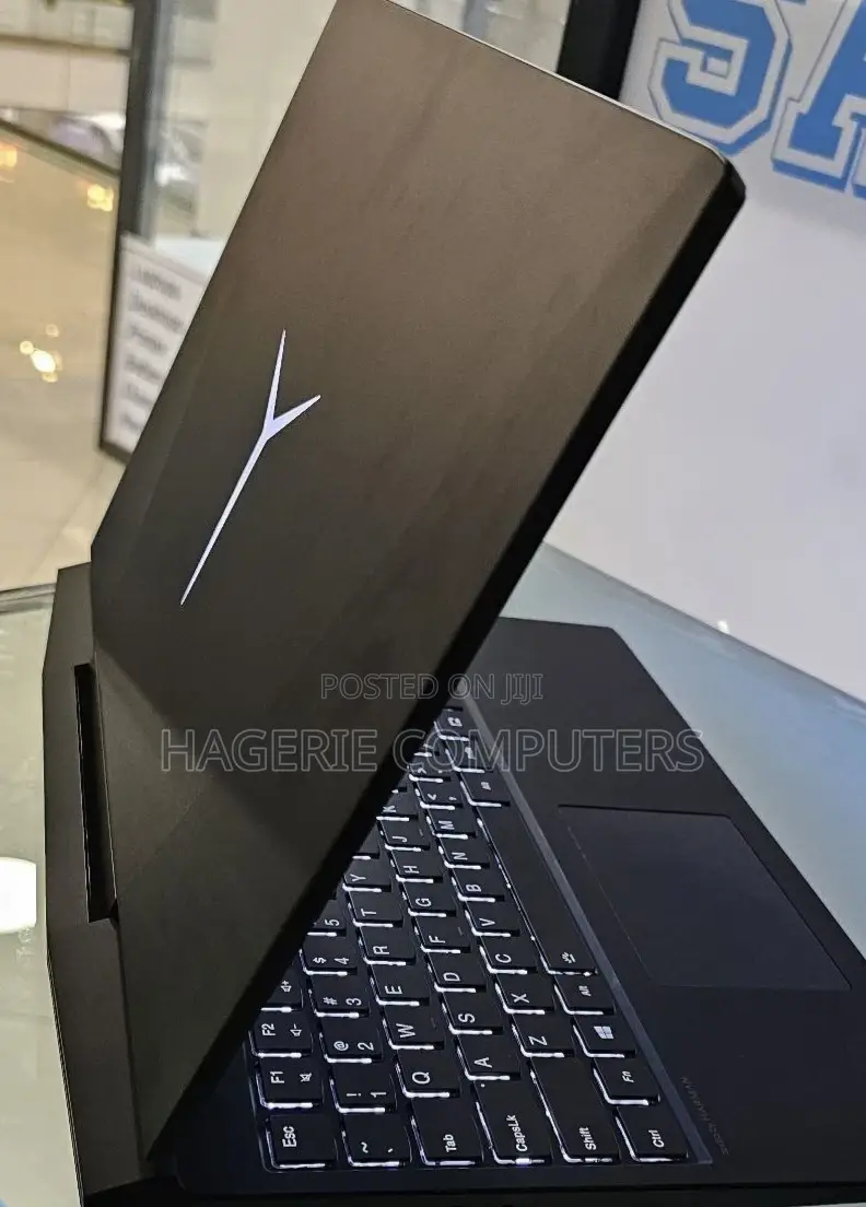 New Laptop Lenovo Legion Y730 16GB Intel Core I5 SSD 1T