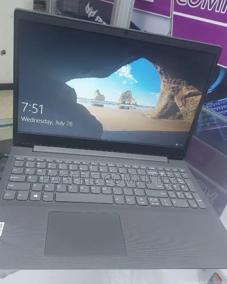 New Laptop Lenovo IdeaPad Z575 8GB Intel Core I3 HDD 1T