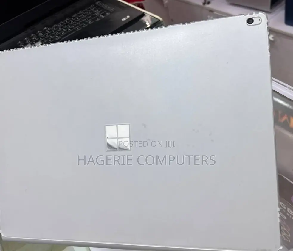 New Laptop Microsoft Surface Book 3 16GB Intel Core I7 SSD 256GB