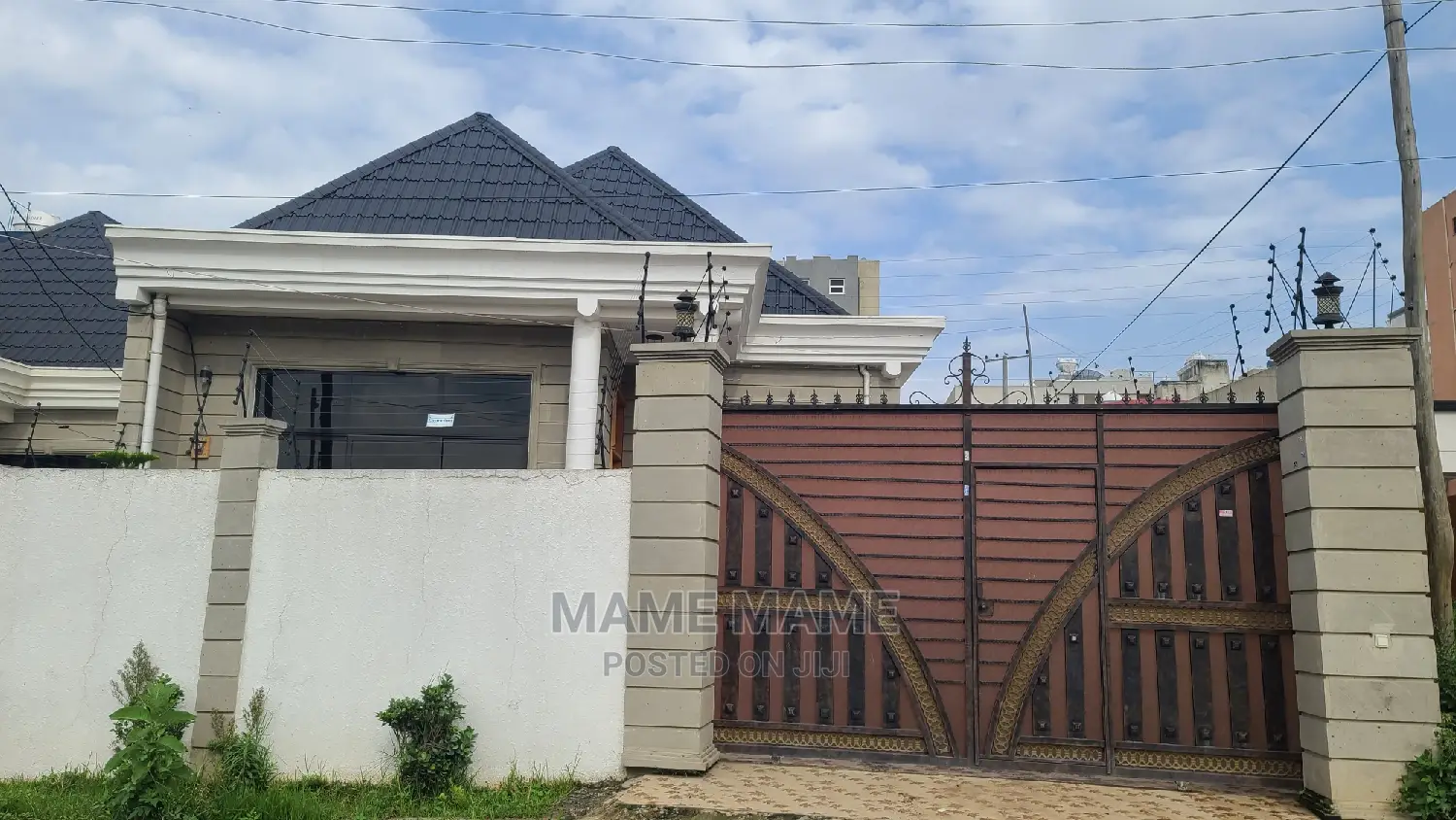 3bdrm Villa in Addis Abeba, Bole for sale