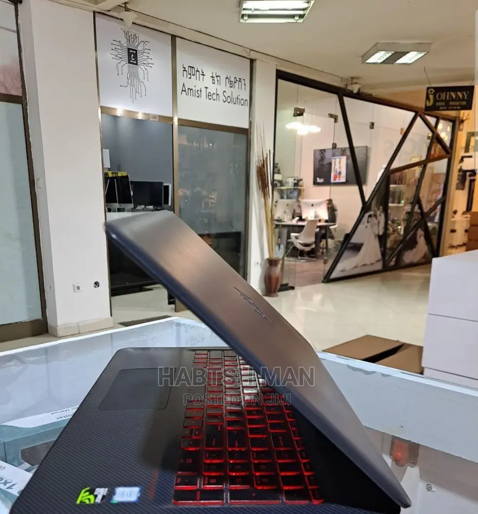 Laptop HP Omen 15 12GB Intel Core I7 HDD+SSD 1T