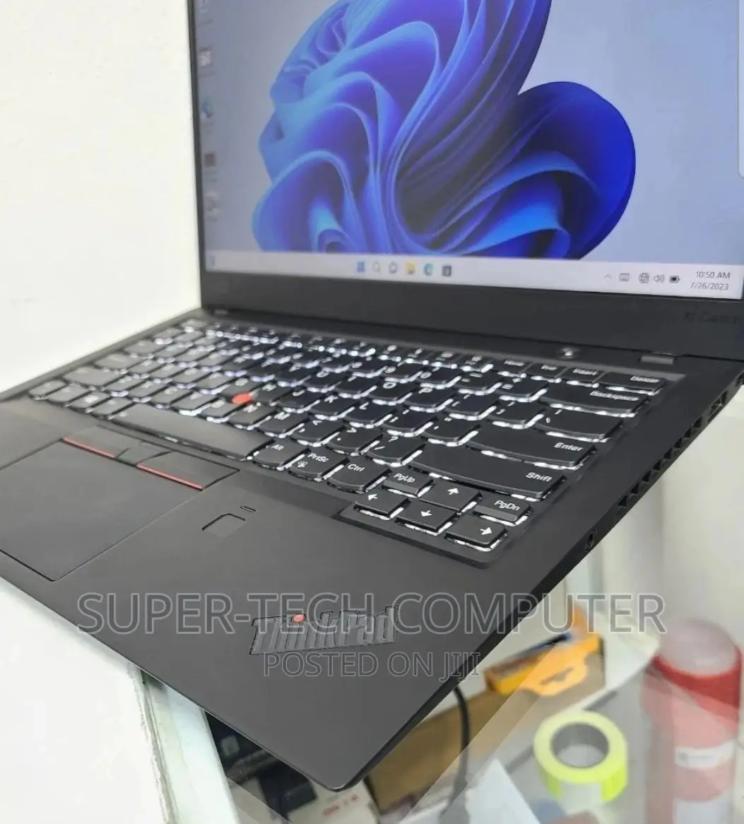 New Laptop Lenovo ThinkPad X1 Carbon 8GB Intel Core I5 SSD 512GB