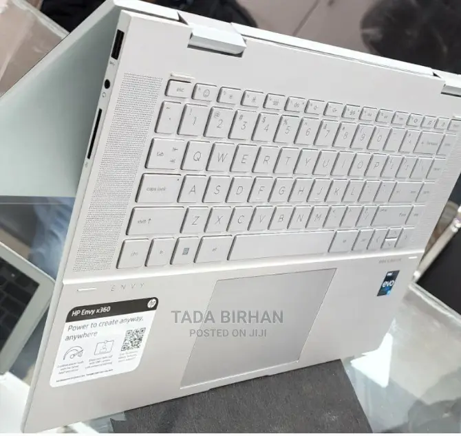 New Laptop HP Envy X360 16GB Intel Core I7 SSD 1T