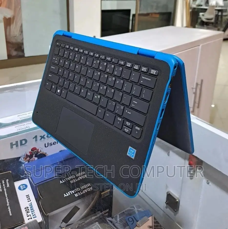 New Laptop HP X360 310 G2 8GB Intel Core 2 Quad SSD 256GB