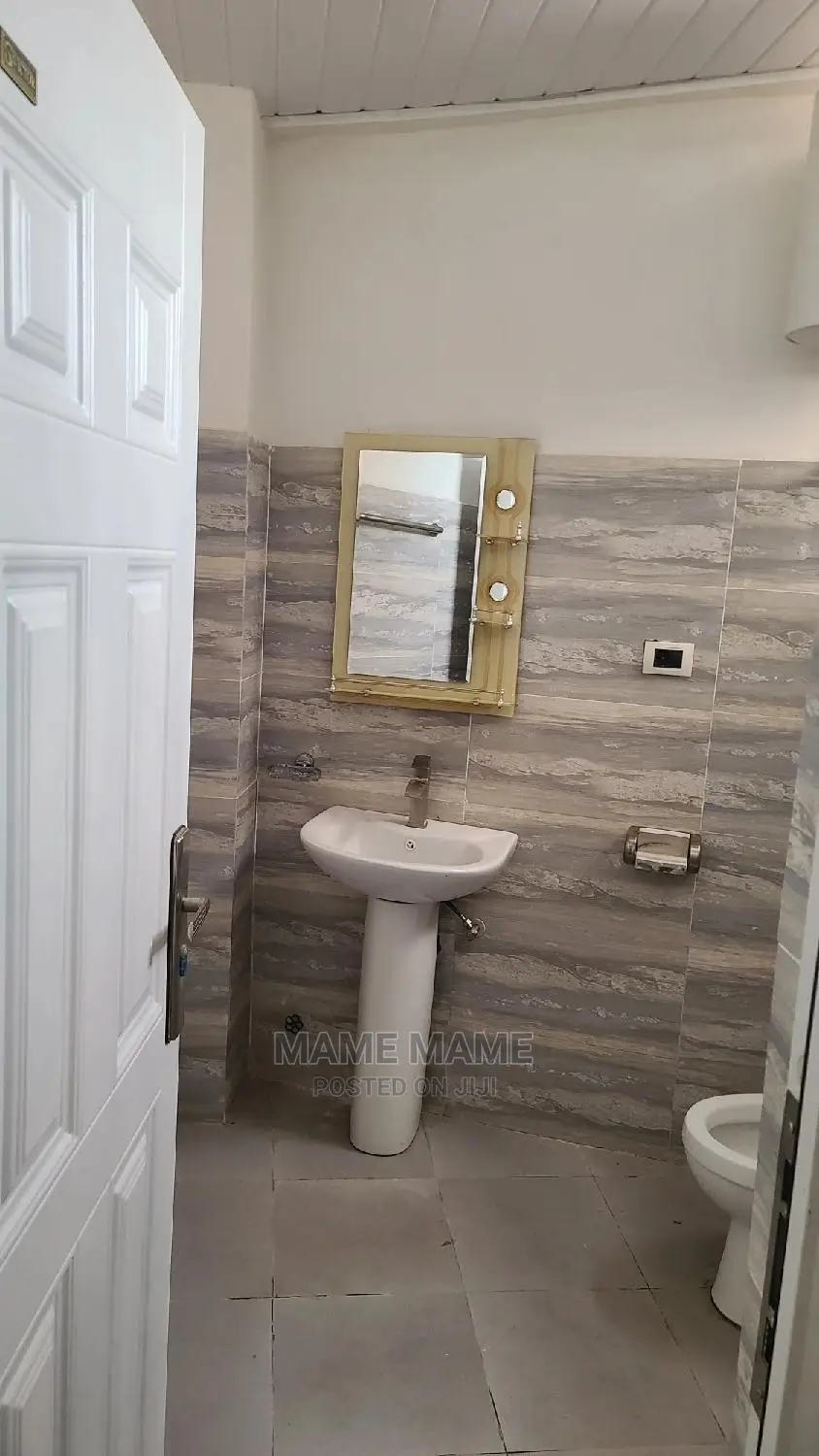 3bdrm Apartment in Addis Abeba, Bole for rent