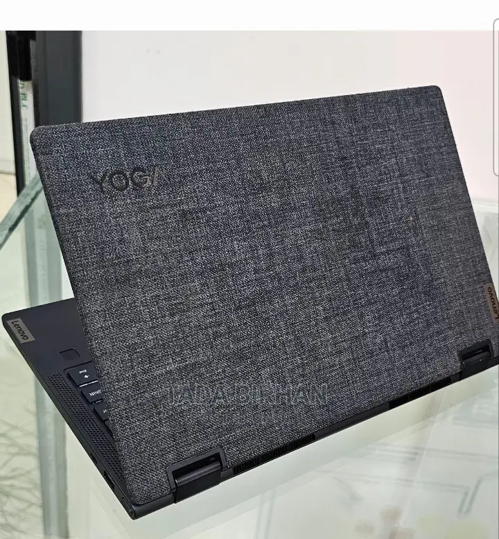 New Laptop Lenovo ThinkPad Yoga 1GB AMD Ryzen 7 SSD 512GB