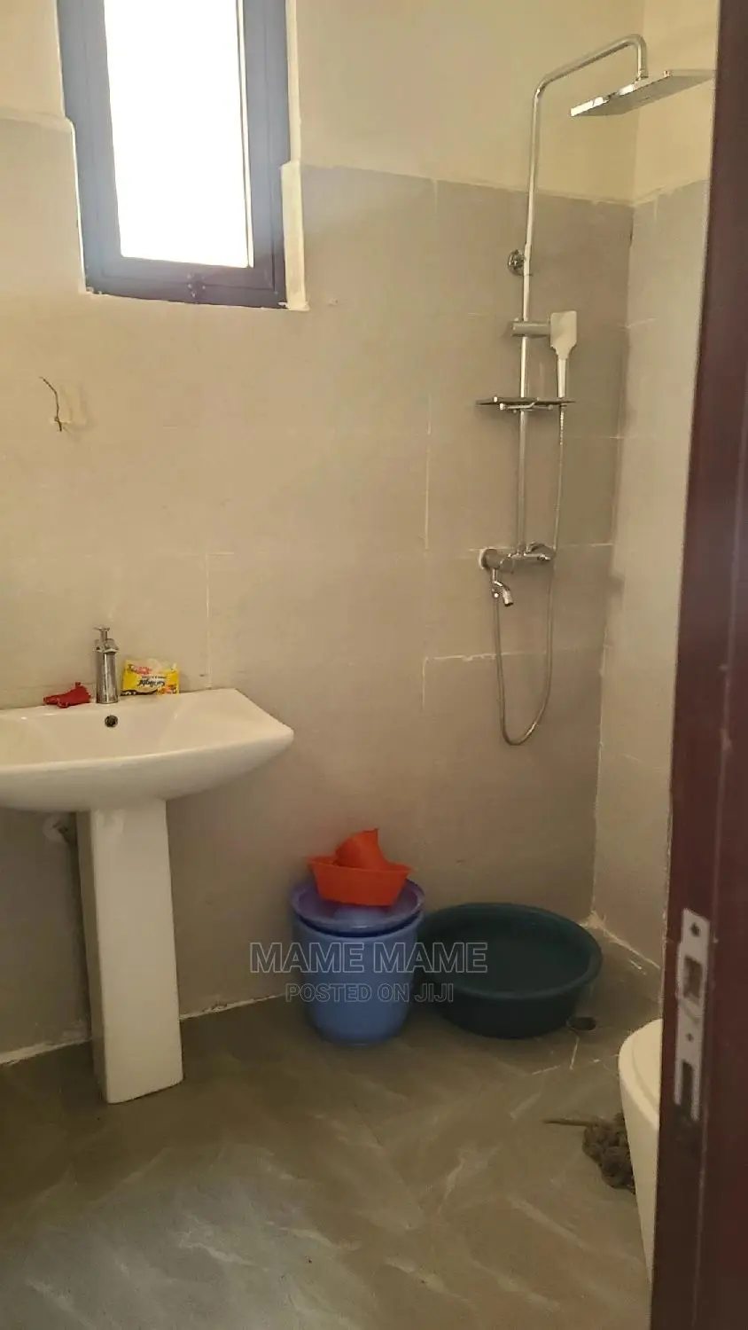 3bdrm Apartment in Addis Abeba, Bole for rent