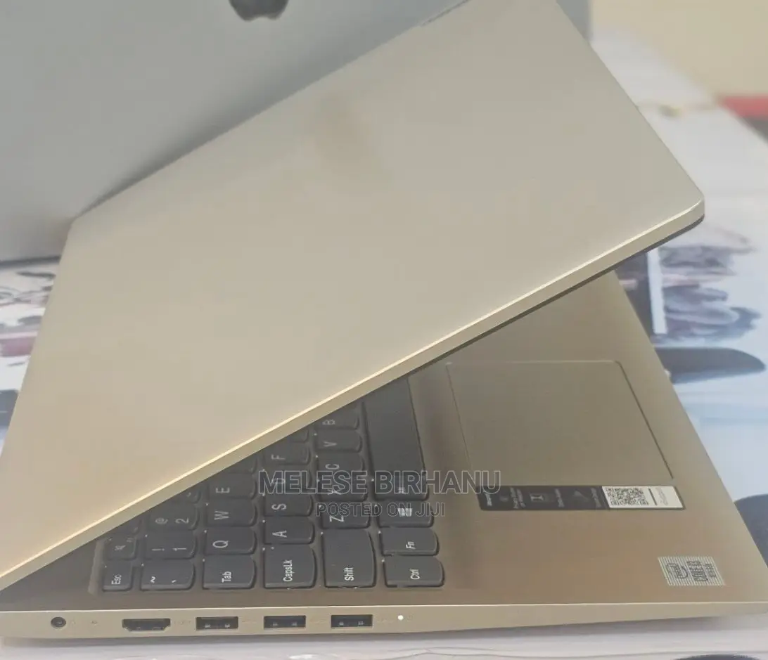 New Laptop Lenovo Ideapad 3 8GB Intel Core I3 HDD 1T