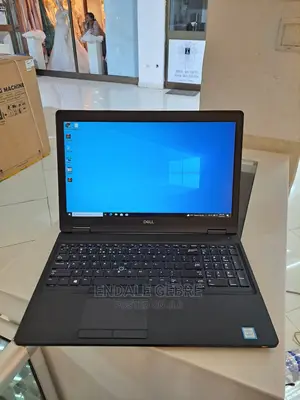 New Laptop Dell 8GB Intel Core I7 SSD 512GB