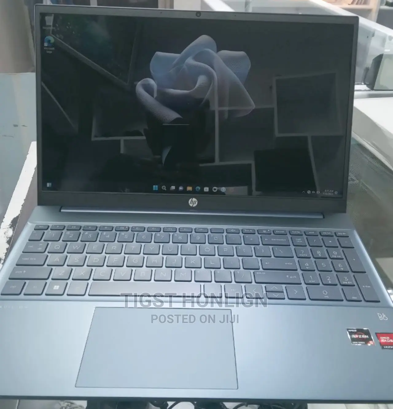 New Laptop HP Pavilion 15 8GB AMD Ryzen 5 SSD 512GB