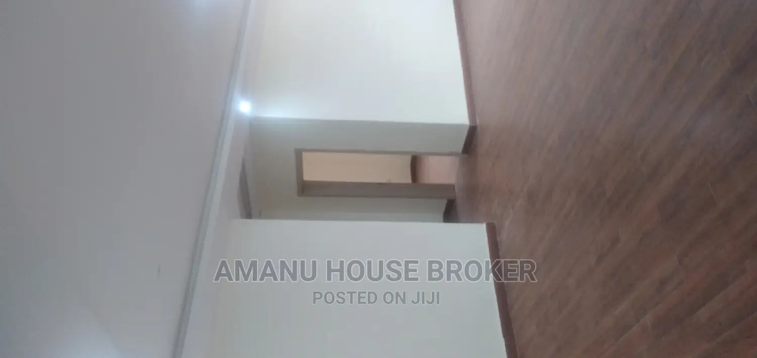 3bdrm Apartment in Addis Abeba, Lideta for rent