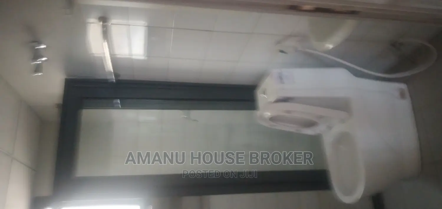 3bdrm Apartment in Addis Abeba, Lideta for rent