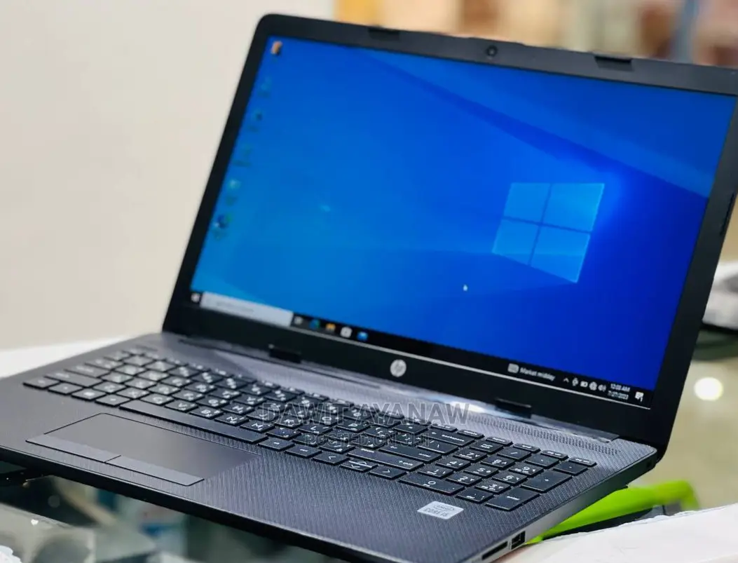 New Laptop HP Stream Notebook 8GB Intel Core I5 HDD 1T