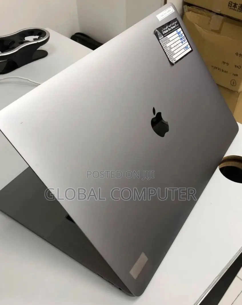 New Laptop Apple MacBook Air 2020 M1 16GB AMD Ryzen 5 SSD 512GB