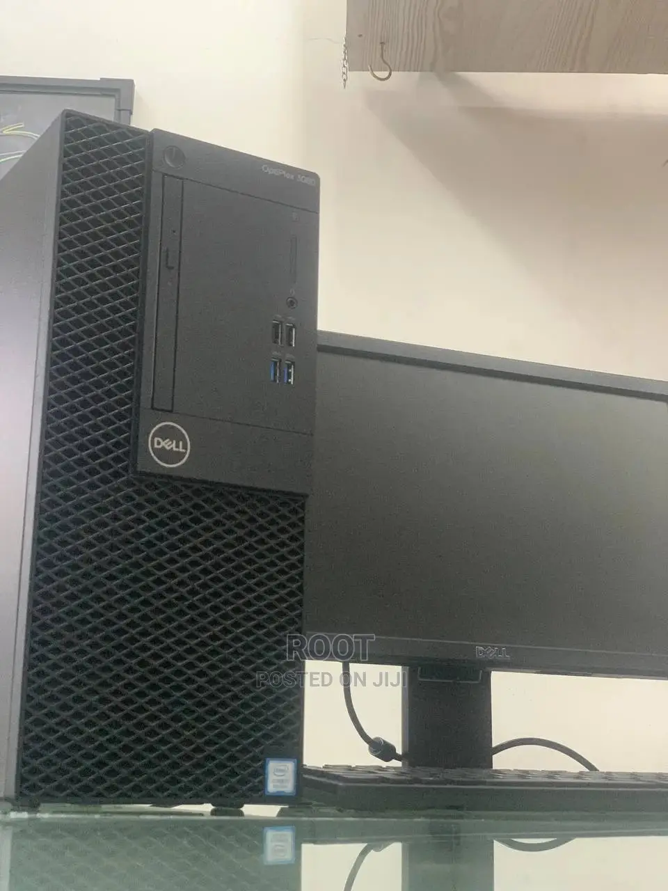 Desktop Computer Dell OptiPlex 3050 4GB Intel Core I3 SSHD (Hybrid) 1T