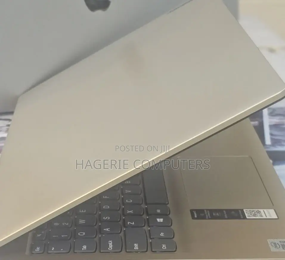 New Laptop Lenovo Ideapad 3 8GB Intel Core I3 HDD 1T