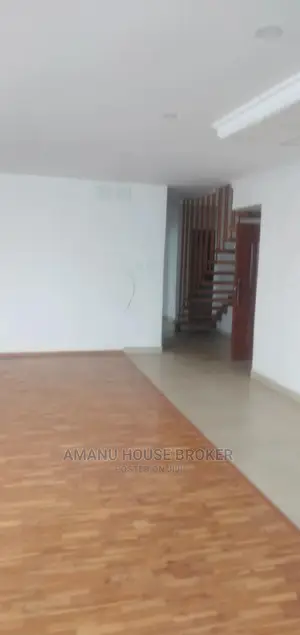 3bdrm Apartment in Addis Abeba, Lideta for rent