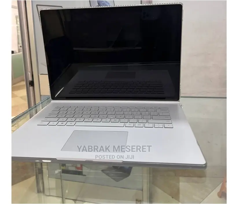 New Laptop Microsoft Surface Book 3 16GB Intel Core I7 SSD 256GB