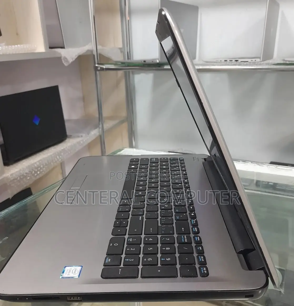 New Laptop HP Stream Notebook 8GB Intel Core I5 HDD 1T
